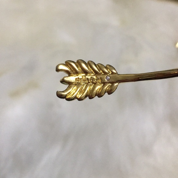 Stella & Dot Gilded Arrow Cuff - Picture 5 of 5